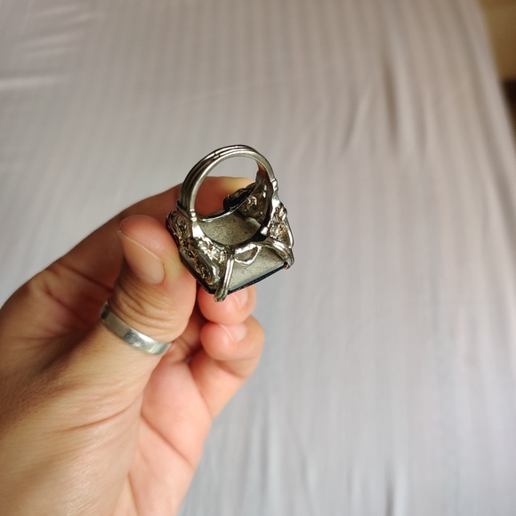 Accessorize ring - Picture 5 of 9